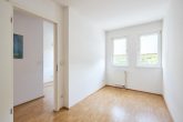Exklusive 2-Zimmer-Wohnung mit Blick auf den Klostergarten - Schlafzimmer
