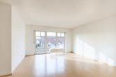 Optimal geschnittene 2-Zimmer-Eigentumswohnung in Sankt Augustin-Niederpleis - Wohnzimmer