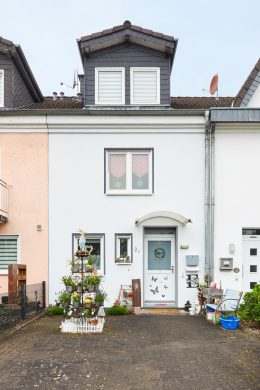 Reihenhaus in Hennef-Stoßdorf – Hier ist Platz für die gesamte Familie, 53773 Hennef, Einfamilienhaus
